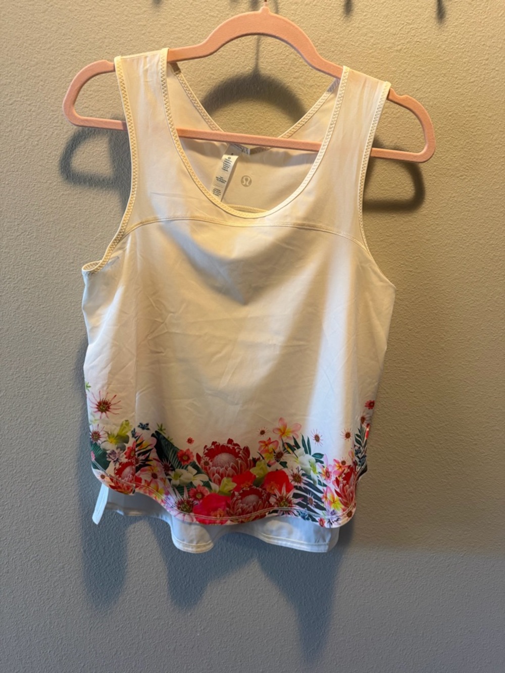 NWT lululemon run split singlet